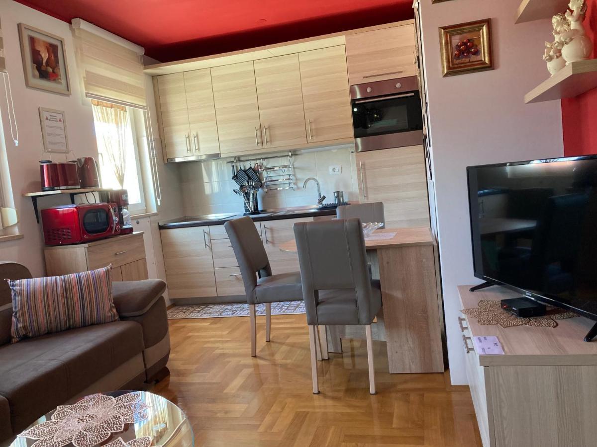 Apartment Capriati With Parking Garage Umag Ngoại thất bức ảnh